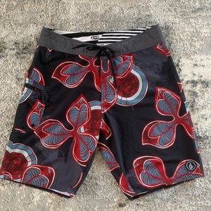 Volcom Surf Board Shorts - Size 33
